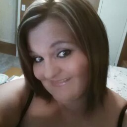 Angela Coleman Photo 12