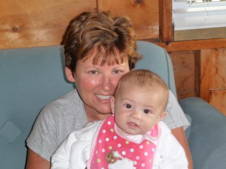 Deborah Knotts Photo 17