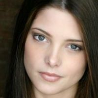 Alice Pierce Photo 35