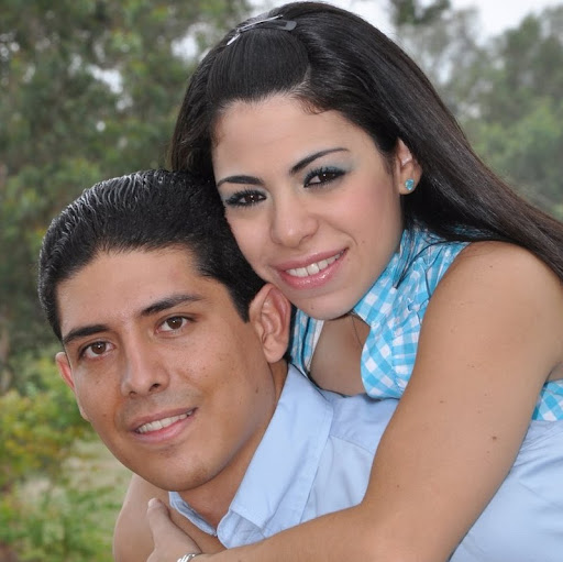 Enrique Acevedo Photo 33