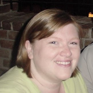 Kelly Lambert Photo 14