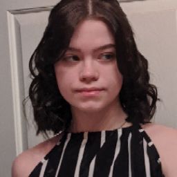 Lilly Lopez Photo 16
