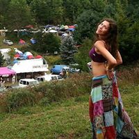 Hannah Gilmore Photo 29