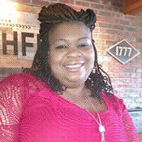Tracey Joyner Photo 11