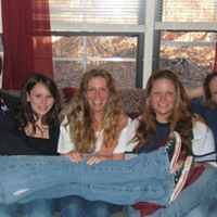 Karen Vaughan Photo 23