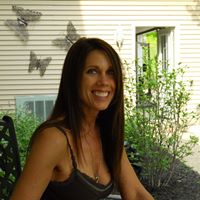 Krista Hall Photo 6