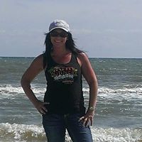 Candy Robertson Photo 10