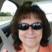 Jeannette Salinas Photo 15