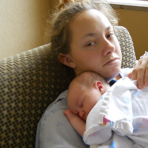 Alyssa Glover Photo 17