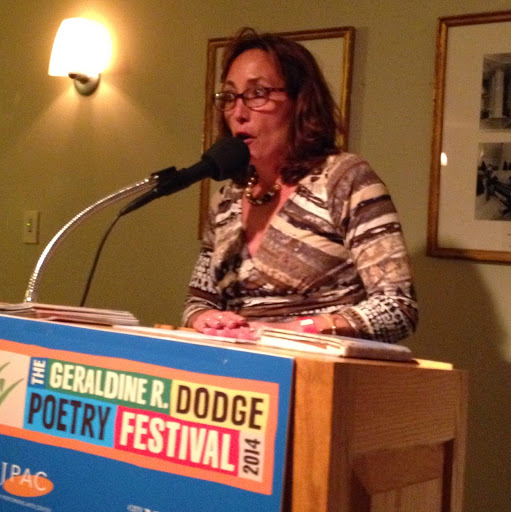 Elizabeth Levine Photo 8