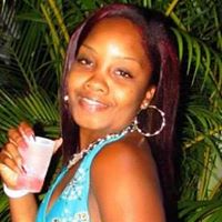 Samantha Kemp Photo 7