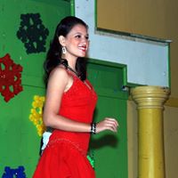 Kristine Mayer Photo 13