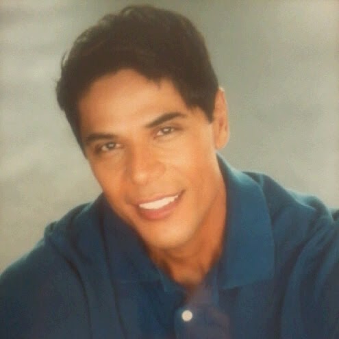 Tony Segura Photo 34