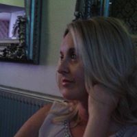 Deborah Davies Photo 18