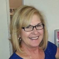 Julie Donnelly Photo 14