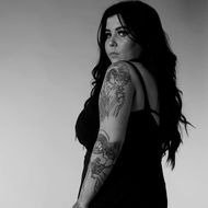 Jessie Martin Photo 42