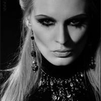 Wendy Sharpe Photo 36