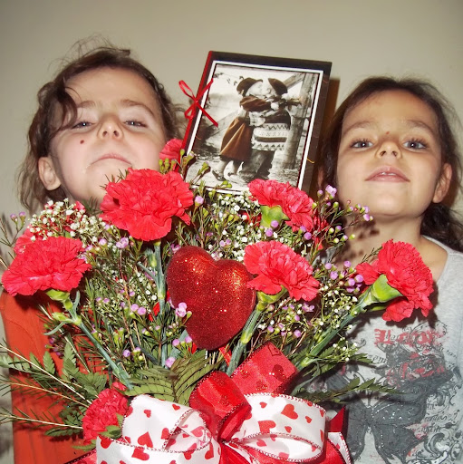 Mary Quinones Photo 9