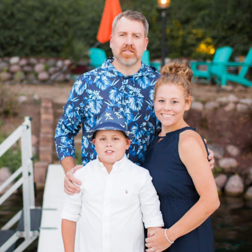 Kristina Mueller Photo 10