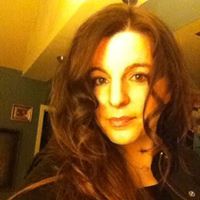 Jennifer Cummings Photo 30