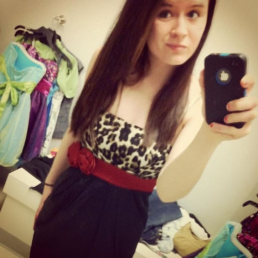 Stephanie Zane Photo 13