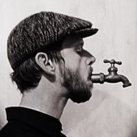 Joseph Spencer Photo 19