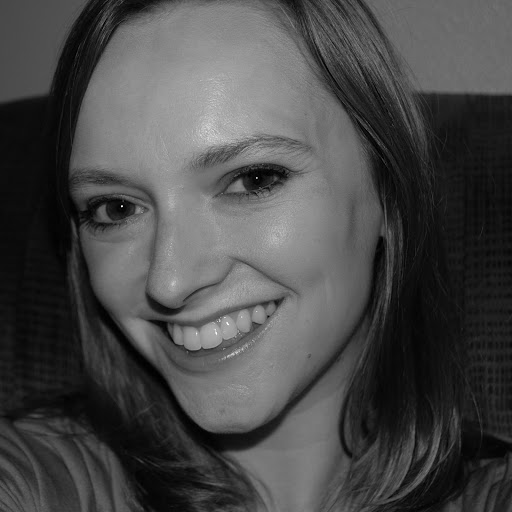 Megan Garrett Photo 32