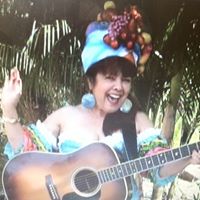 Arlene Yates Photo 5