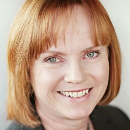 Lori Anderson Photo 39