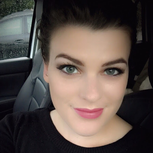 Rebecca Sheehan Photo 13