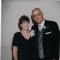 Linda Callahan Photo 28