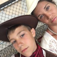 Laurie Shultz Photo 18