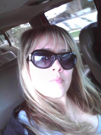 Adriana Hernandez Photo 16