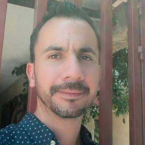 Efrain Quiroz Photo 7