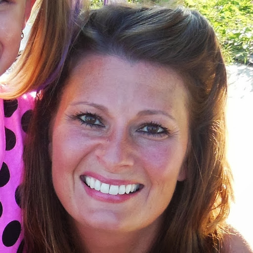 Ann Thomas Photo 11