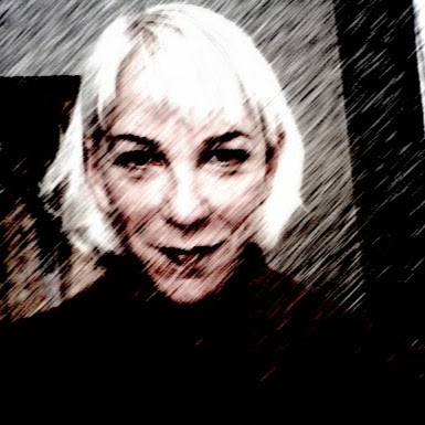 Elizabeth Crocker Photo 30
