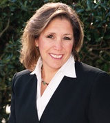 Lisa Golden Photo 4