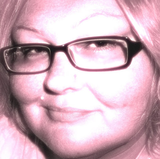 Elizabeth Lawrence Photo 9