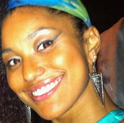 Michele Hall Photo 16