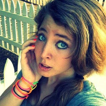 Lara Anderson Photo 14