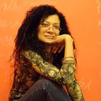 Adriana Tafoya Photo 14