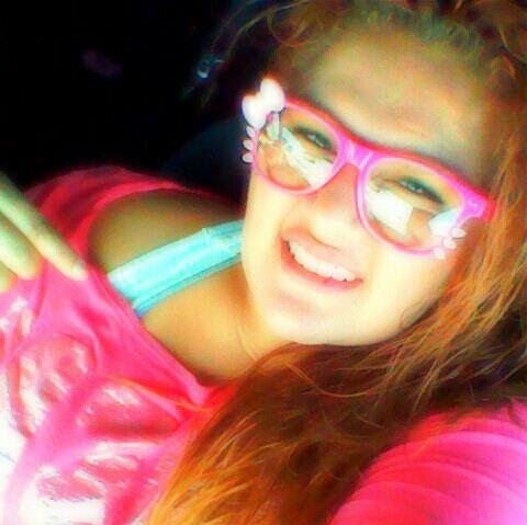 Marie Robles Photo 9