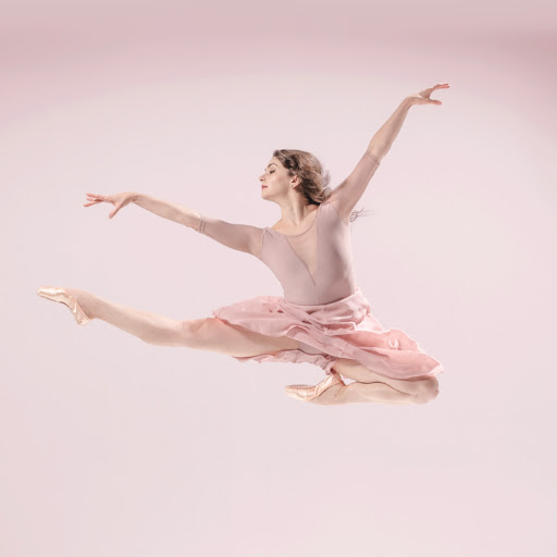 Kathryn Morgan Photo 14