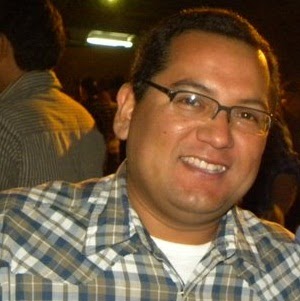 Roberto Sanchez Photo 18