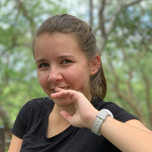 Lauren Rust Photo 25