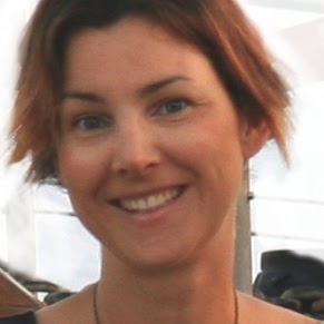 Sarah Woods Photo 15