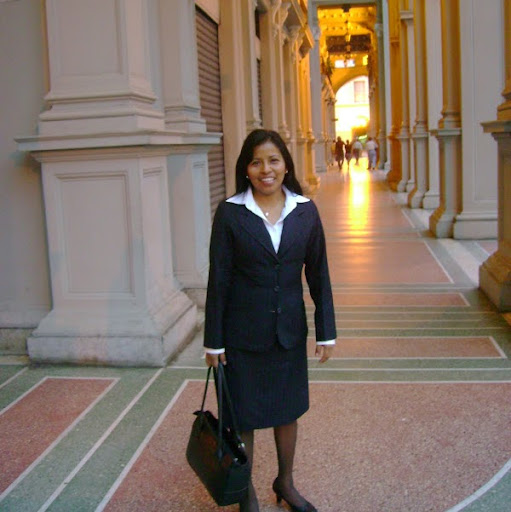 Kelly Avila Photo 33