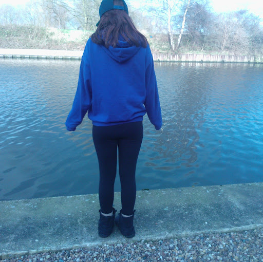 Becky Whittaker Photo 17