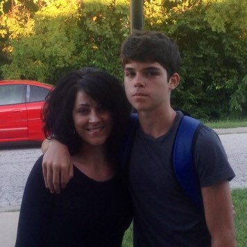 Traci Howard Photo 20