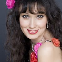 Rebekah Yates Photo 9